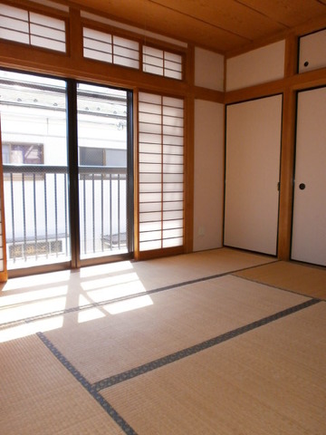 Other room space. 2 floor south-facing 6 quires of Japanese-style room