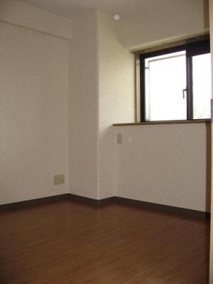 Other room space. Western-style 6 tatami flooring