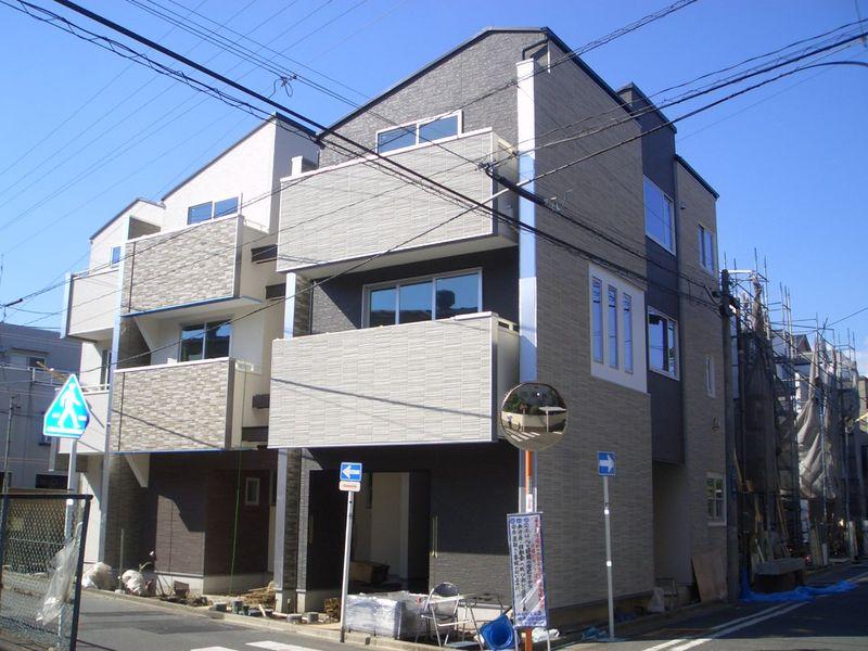 Local appearance photo