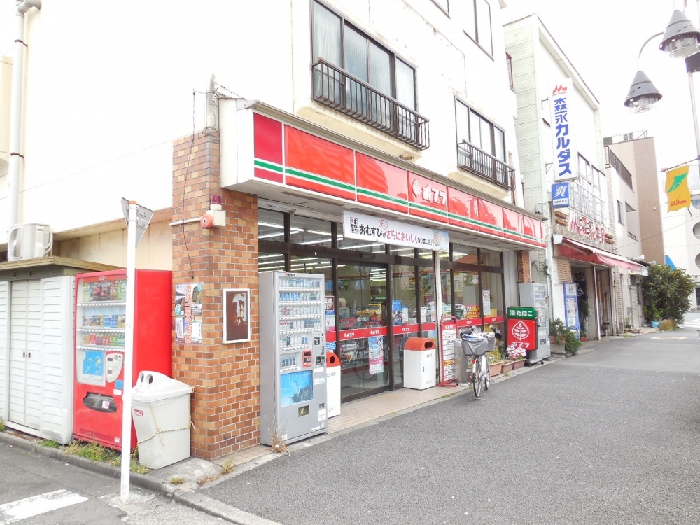 Convenience store. poplar 357m to Oshima 3-2 (convenience store)