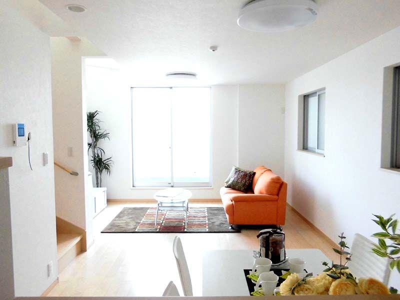 Living. Example of construction