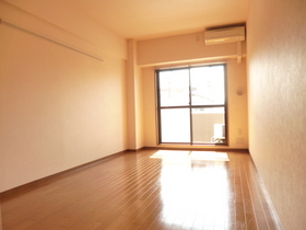 Living and room. It is a second floor corner room