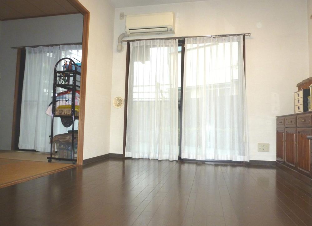 Living. Indoor (11 May 2013) Shooting