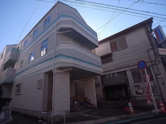 Local appearance photo