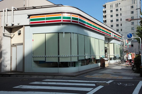 Convenience store. Seven-Eleven Kawasaki Satsuki Bridge store up (convenience store) 170m