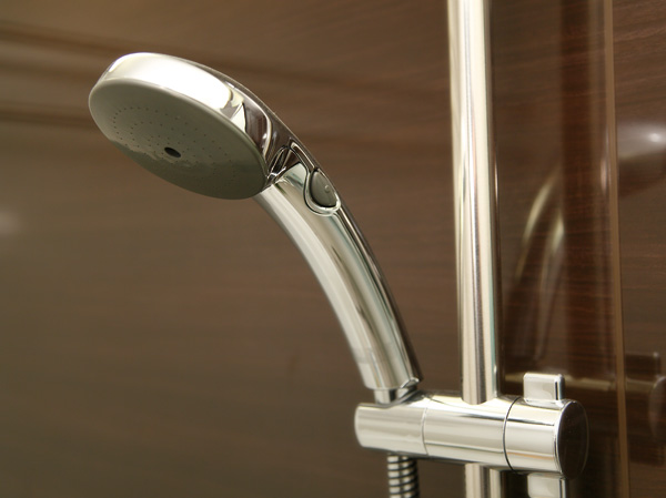 Bathing-wash room.  [Easily water-saving good one-stop shower head] Adopt a one-stop shower head in the bathroom that can be simply by switching of the water discharge and water-stop press the button on the grip. It has excellent water-saving properties.