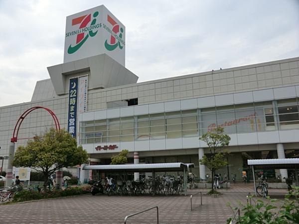 Supermarket. To Ito-Yokado _ Kawasaki 945m