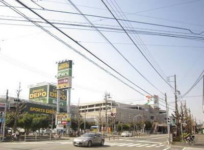 Supermarket. Ito-Yokado Kawasaki to (super) 350m