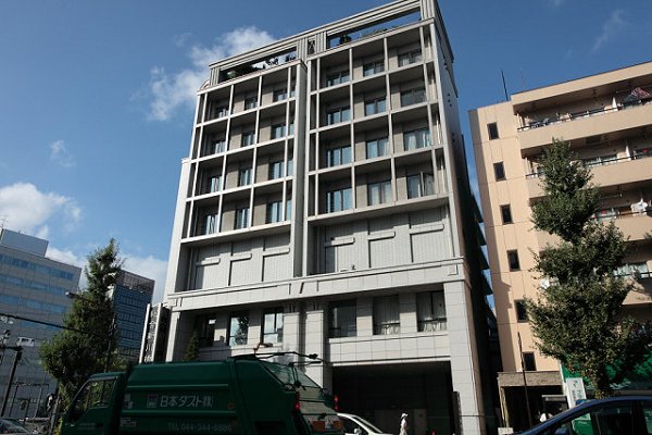 Hospital. 300m, up to a total Shinkawa Hospital (Hospital)