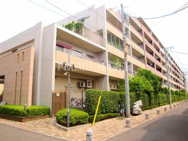 Local appearance photo.  [6-story appearance of the apartment] Total units 165 units of the big community.