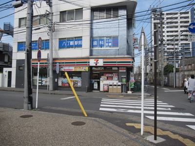 Convenience store. Eleven Kawasaki Hatchonawate Station store up to (convenience store) 514m