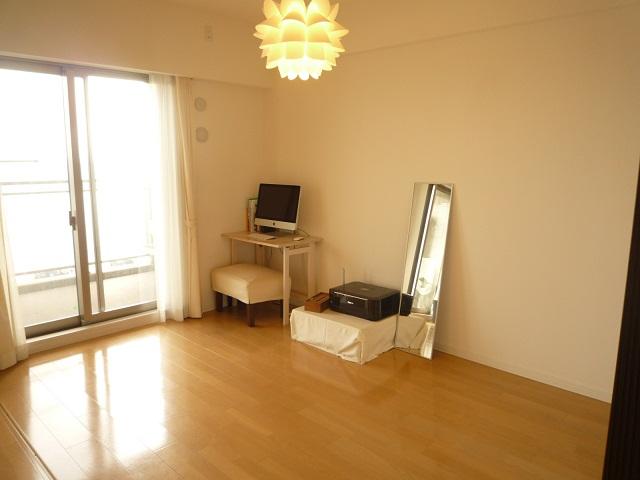 Other local. Local (11 May 2013) Shooting