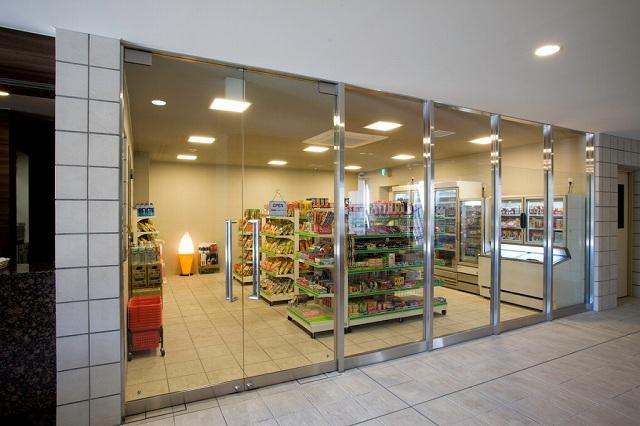 Other common areas. Mini shop