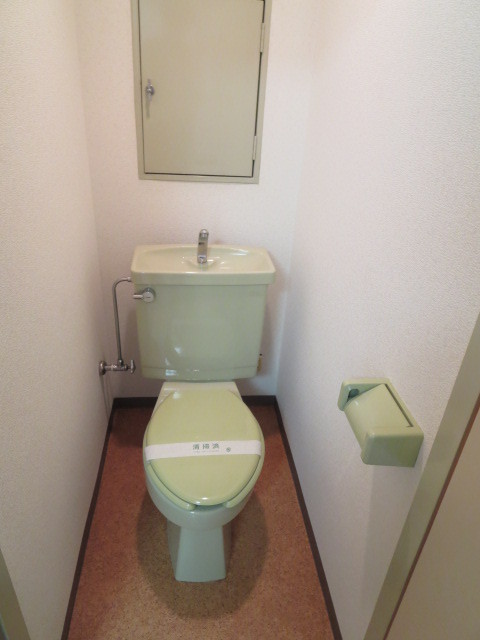 Toilet.  ☆ toilet ☆