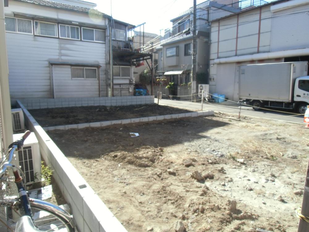 Local appearance photo. Terrain better! Life convenient location!