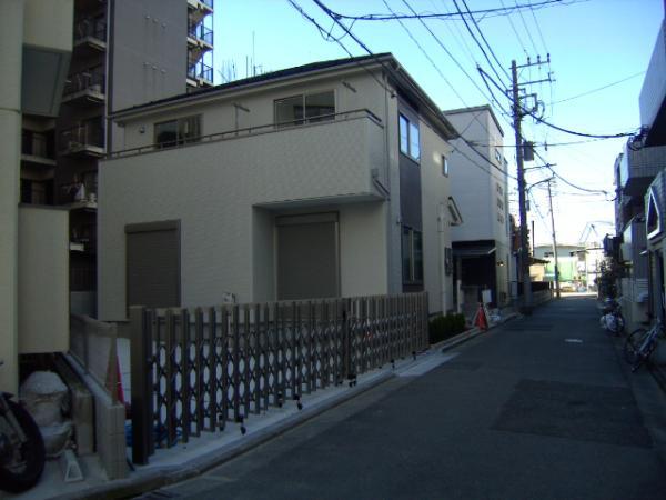 Local appearance photo