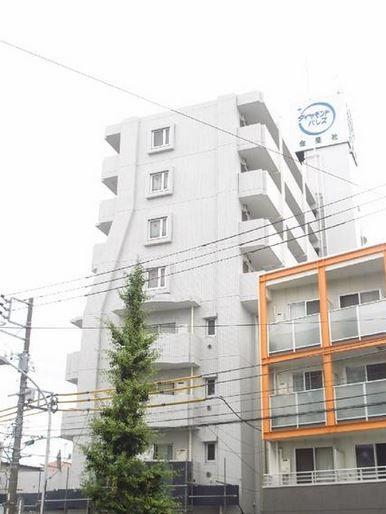 Local appearance photo