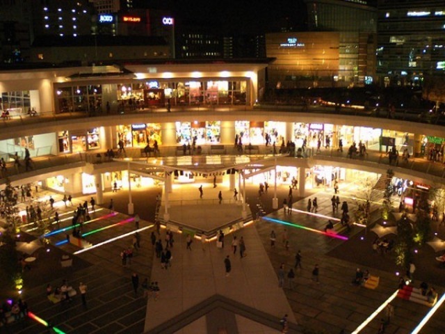 Shopping centre. Lazona 4000m to Kawasaki (shopping center)