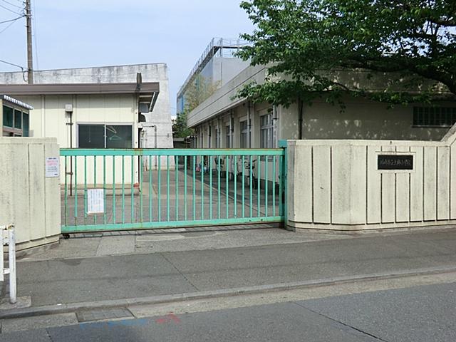 Primary school. Kawasaki Municipal Daishi to elementary school 350m