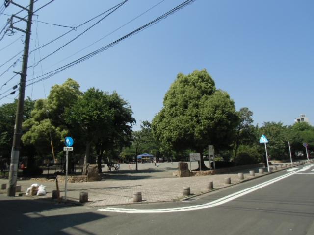 park. 40m to Watarida Nitta park