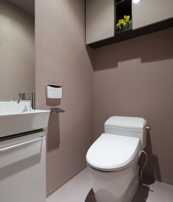 Bathing-wash room.  [Water-saving toilet] Consider the running cost and eco, Has adopted a water-saving toilet water consumption is to reduce.