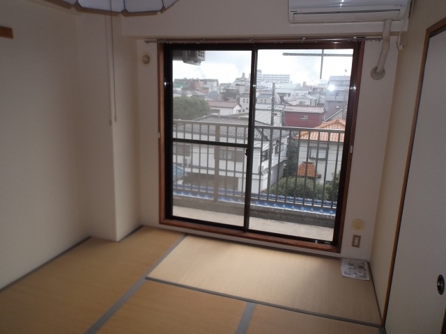 Other room space