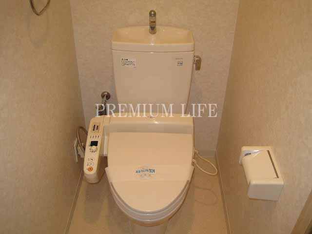 Toilet.  [toilet] Bidet function toilet