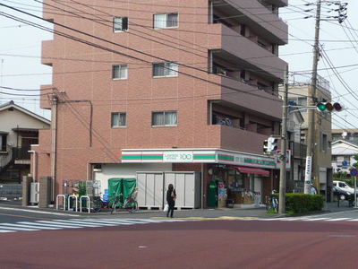 Convenience store. STORE100 Kawasaki Oshima-chome store up (convenience store) 99m