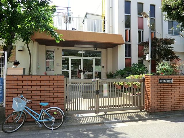 kindergarten ・ Nursery. Also is a 2-minute walk 120m nursery school up to the Kawasaki Municipal Higashioda nursery