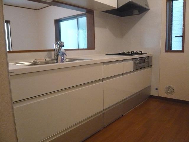 Kitchen. 2013 December 17, shooting Building 2