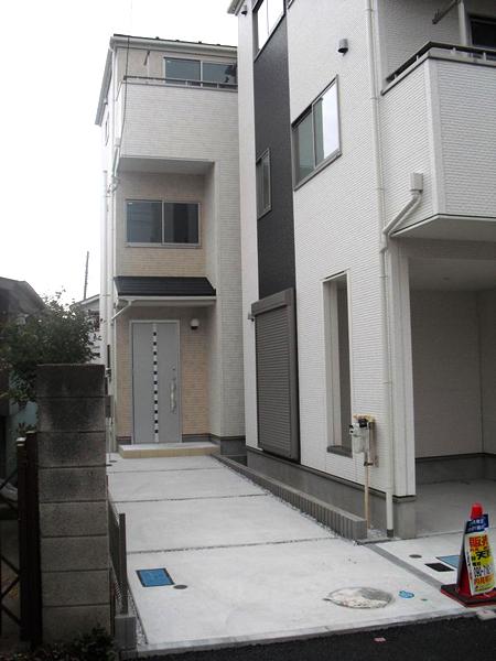 Local appearance photo. 1 Building appearance (2013 September shooting)