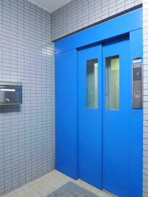 Other common areas. Shine Blue, Elevator