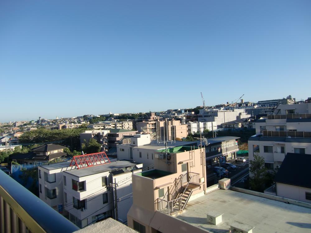 View photos from the dwelling unit. A view from the south balcony. Sunny, Shanshan and Mailings washing is also safe a lot.