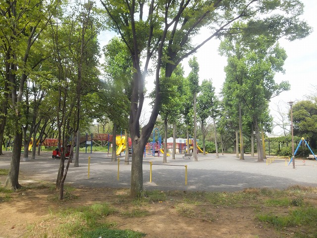 park. 763m until Saginuma park (park)