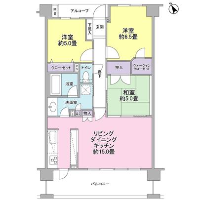 Floor plan. Is a floor plan that you can enter and exit from the kitchen to the balcony.
