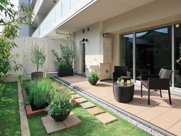 Other.  [My style ・ Garden] Including the flowers and herbs, Vegetables are also brought up my style ・ Garden.  ※ A2, B2, C2 type only. (Private garden / Model Room A2 type)