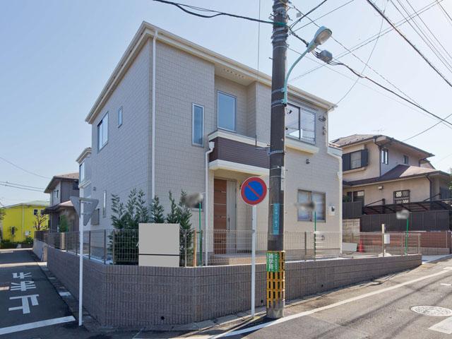 Local appearance photo. Local 1 Building (November 2013) Shooting