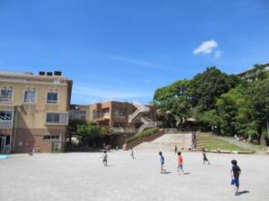 Primary school. 650m to the Kawasaki Municipal Mukogaoka Elementary School