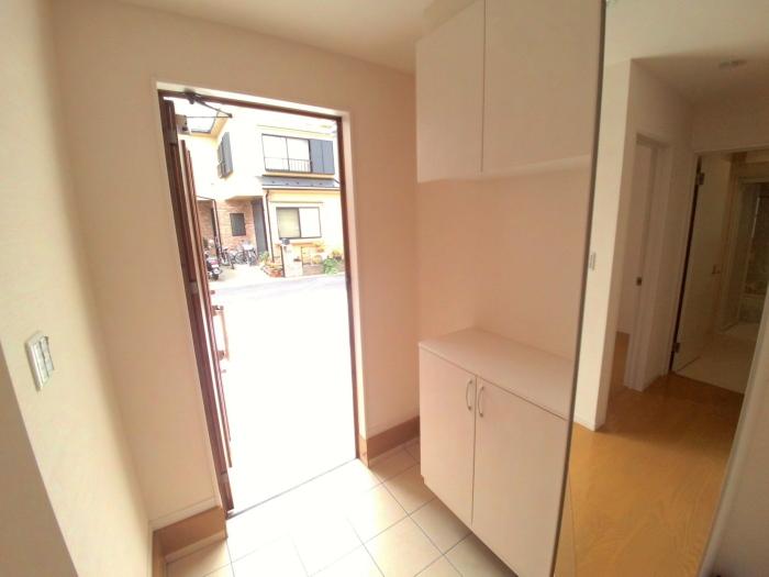 Entrance. You can preview (3 Building)