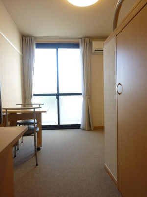 Living and room.  ※ A separate room is a reference photograph