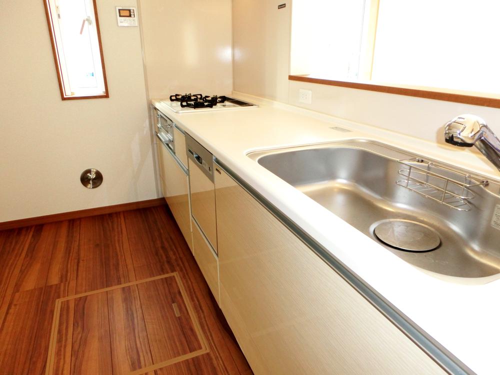 Same specifications photo (kitchen). Same specifications