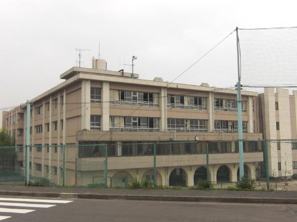 Junior high school. Nogawa 1100m until junior high school