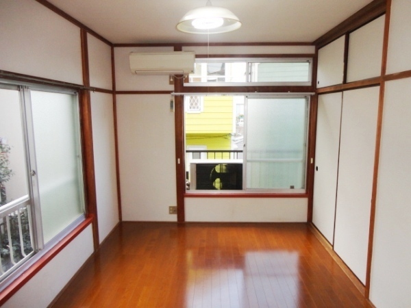 Other room space. Is room