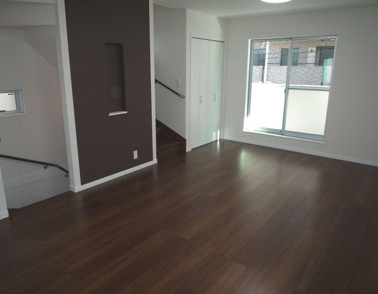 Other introspection. We photographed the living room from the kitchen side.