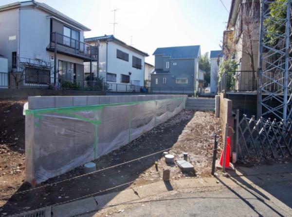 Local appearance photo