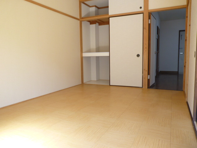 Other room space. Japanese-style Western-style!