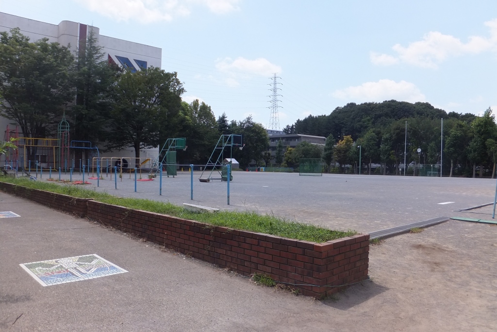 Primary school. 271m to Kawasaki Tatsunishi Arima elementary school (elementary school)