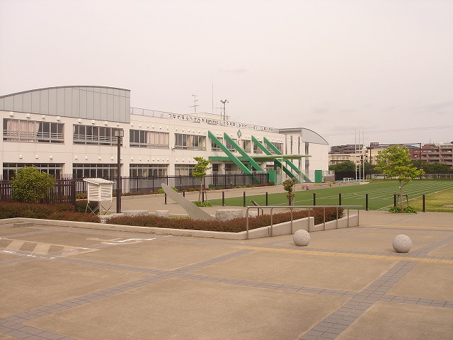 Primary school. 398m to the Kawasaki Municipal Dobashi elementary school (elementary school)