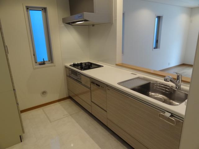 Same specifications photo (kitchen). Same specifications kitchen