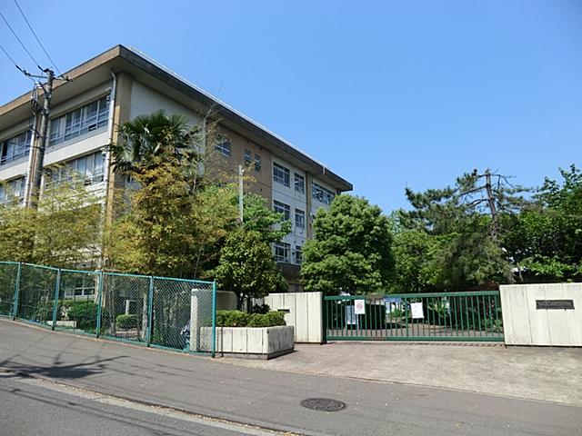 Primary school. Kawasaki Municipal Nishinogawa 700m up to elementary school